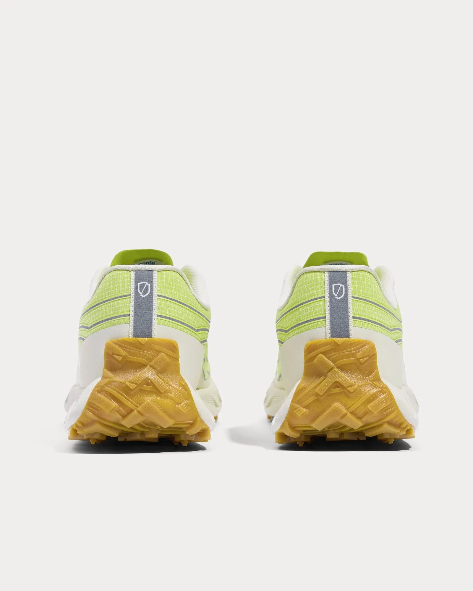 002 M Lichen Running Shoes