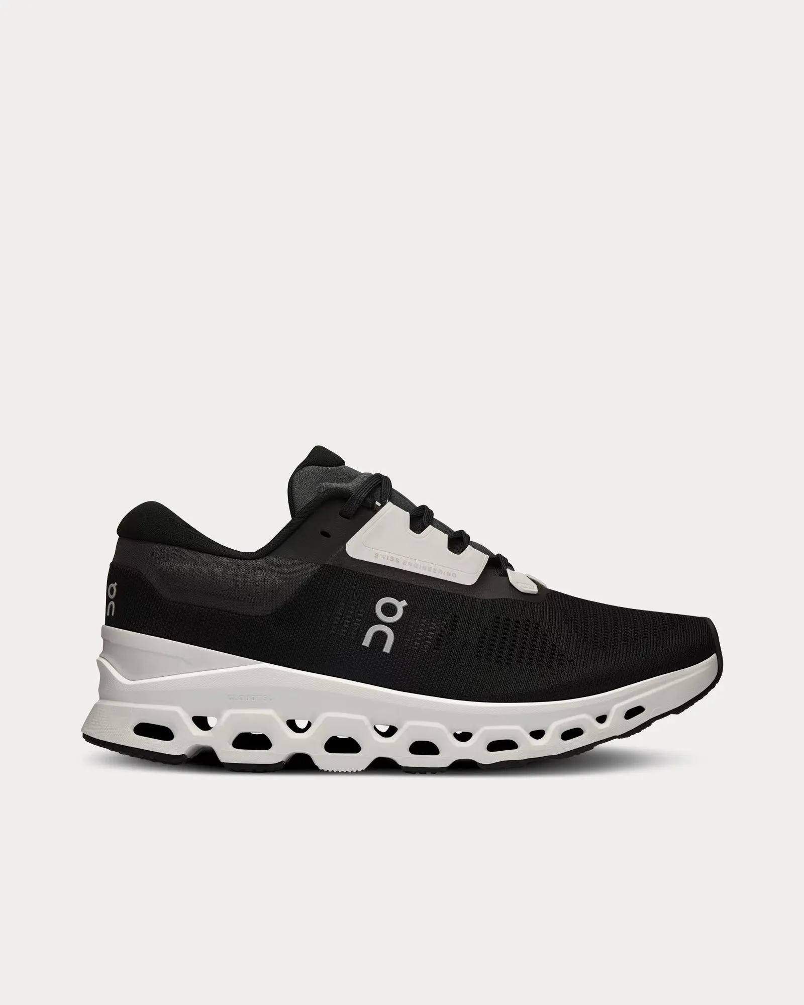 Cloudstratus 3 Black / Frost Running Shoes