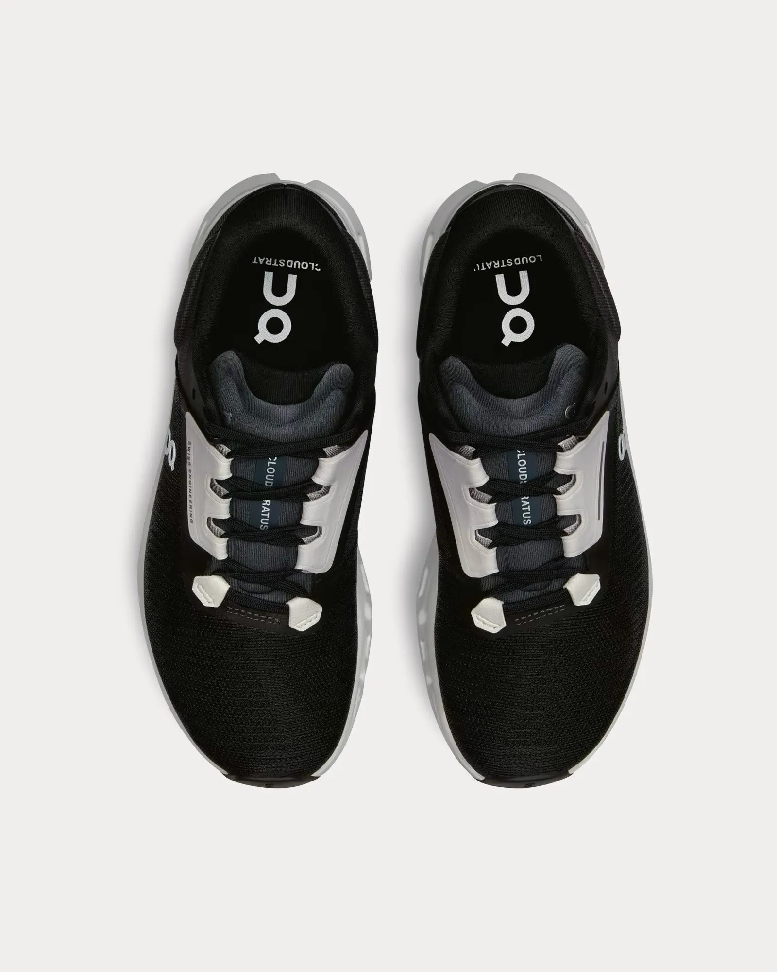 Cloudstratus 3 Black / Frost Running Shoes