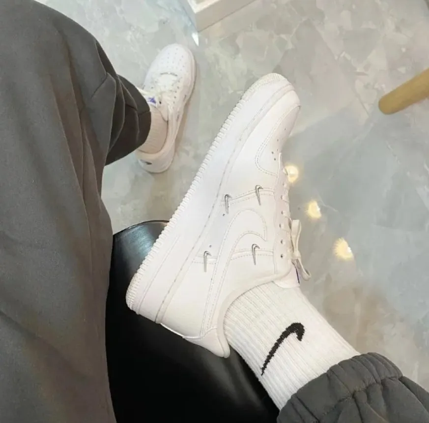 Nike Air Force 1 07 Lx White